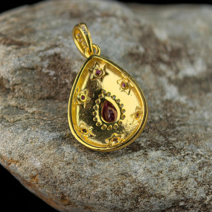 Vintage Ruby Pendant Necklace – 18K Gold-Plated Sterling Silver, Pear-Cut