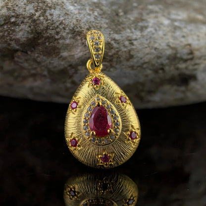 Vintage Ruby Pendant Necklace – 18K Gold-Plated Sterling Silver, Pear-Cut