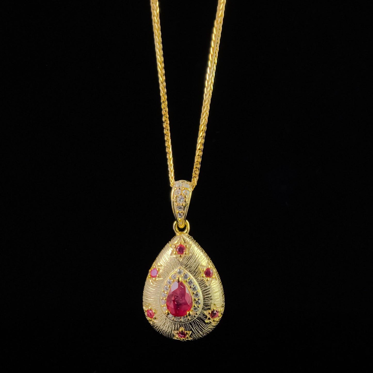 Vintage Ruby Pendant Necklace – 18K Gold-Plated Sterling Silver, Pear-Cut